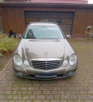 Mercedes-Benz E W211 2008