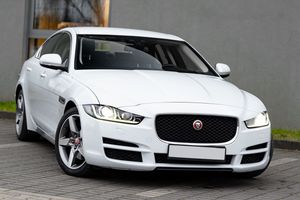 Jaguar XE 2017