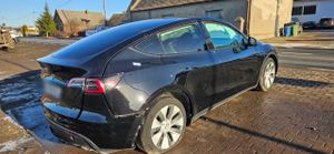 Tesla Model Y RWD 2023