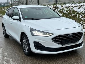 Ford Focus Mk4 1.0 EcoBoost Hybrid TITANIUM 2023