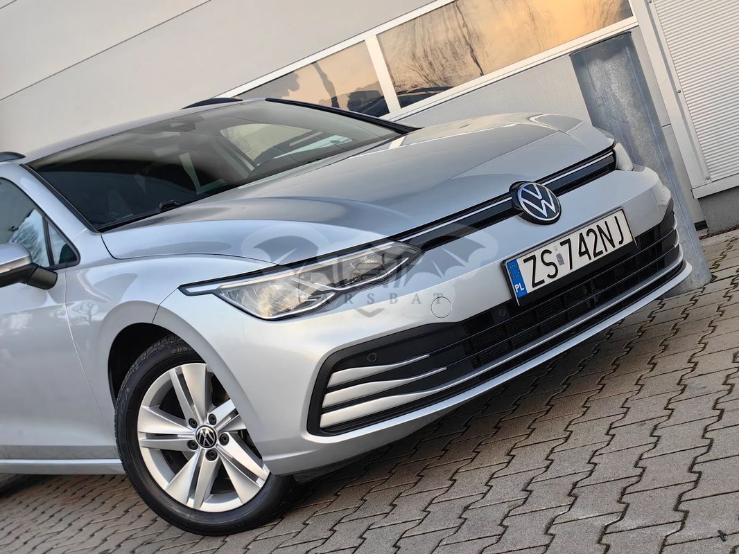 Volkswagen Golf VIII 1.5 TSI BMT Highline 2021