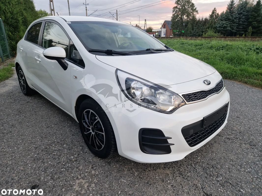 Kia Rio III 1.2 Dream Team Edition 2015