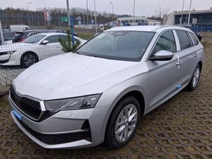 Skoda Octavia IV 1.5 TSI Edition 130 Selection 2025