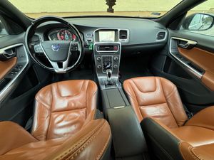 Volvo S60 II D4 2014