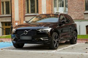 Volvo XC60 II T8 AWD Plug-In Hybrid Momentum Pro 2018