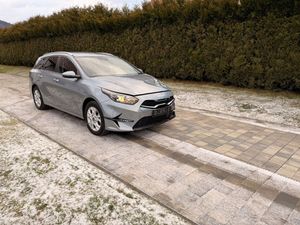 Kia Ceed III 1.5 T-GDI DCT7 OPF Vision 2023