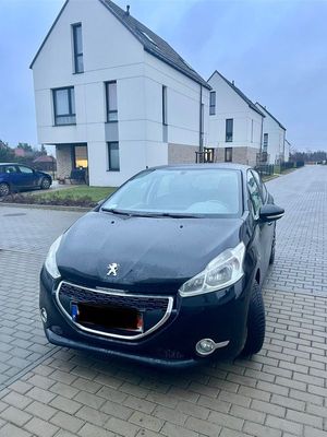 Peugeot 208 I 1.2 VTi Active 2014