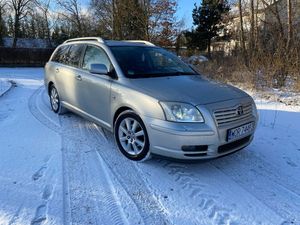 Toyota Avensis II 1.8 VVT-i Luna 2005