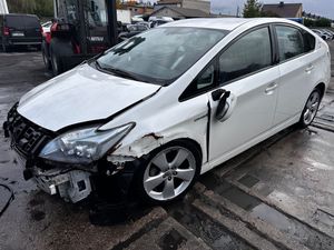 Toyota Prius III (Hybrid) Executive 2009
