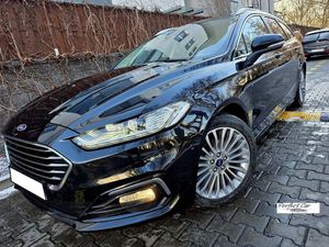 Ford Mondeo Mk5 2.0 Hybrid Titanium 2022