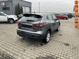 Nissan Qashqai II 1.3 DIG-T AKARI 2021
