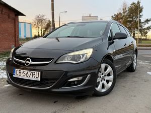 Opel Astra J 1.7 CDTI DPF Exklusiv 2013