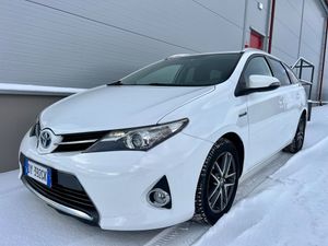 Toyota Auris II 1.8 Executive 2015
