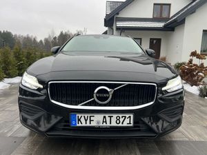 Volvo V60 II B4 D Geartronic Momentum Pro 2021