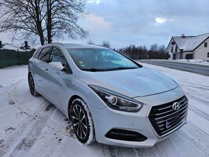 Hyundai i40 Kombi blue 1.7 CRDi Family+ 2018