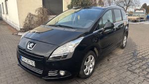 Peugeot 5008 I 1.6 THP Family 7os 2012