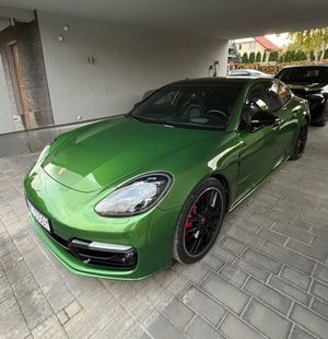 Porsche Panamera GTS 2019