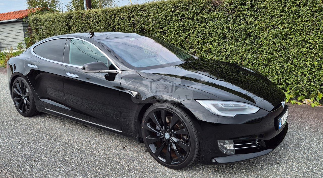 Tesla Model S 2019