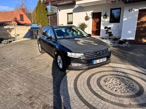 Volkswagen Passat B8 2.0 TDI EVO Elegance DSG 2024