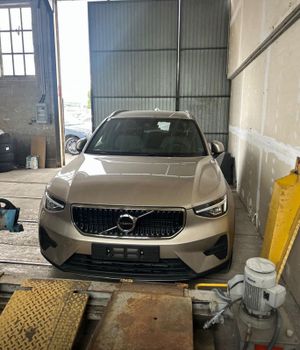 Volvo XC40 T2 Plus Bright 2024