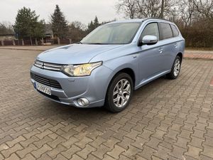 Mitsubishi Outlander III 2013