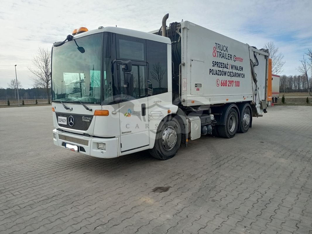 Mercedes-Benz Econic 2013