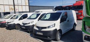 Nissan NV200 2015