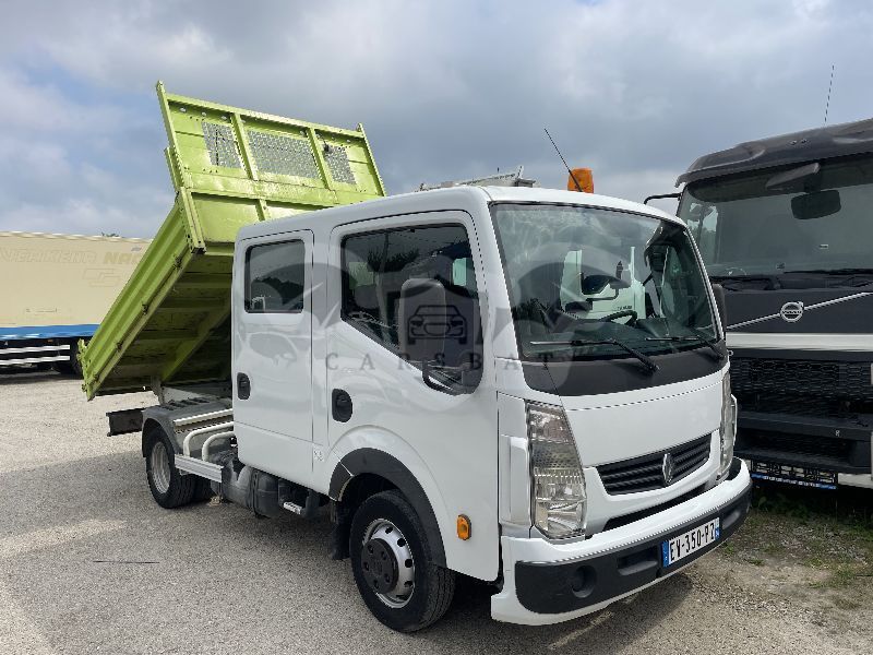 Renault Maxity 2009
