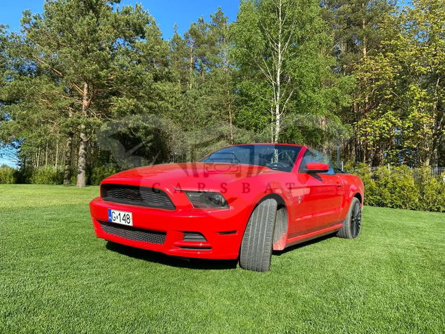 Ford Mustang 3.7 V6 2013