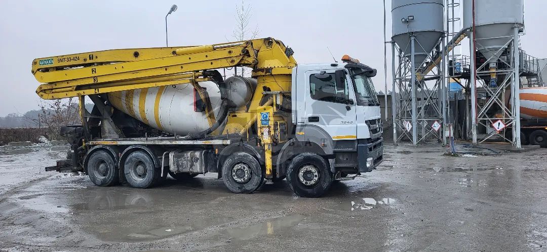 Mercedes-Benz Axor 2012