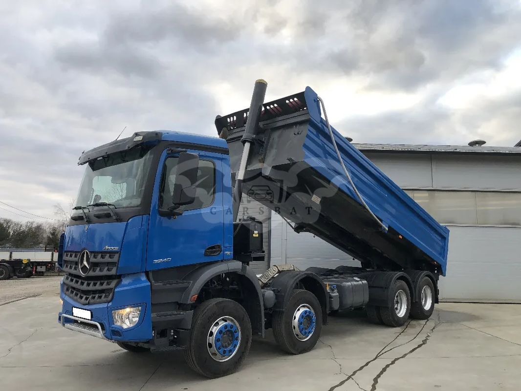 Mercedes-Benz Arocs 2015