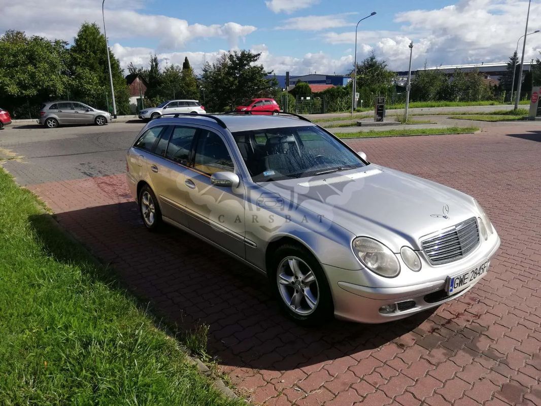 Mercedes-Benz E W211 2003