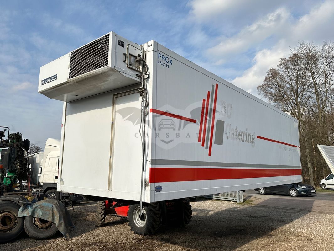Kontener chlodnia  8.40m 2010
