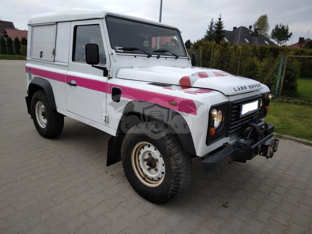 Land Rover Defender 90 2.4 TD4 E 2011