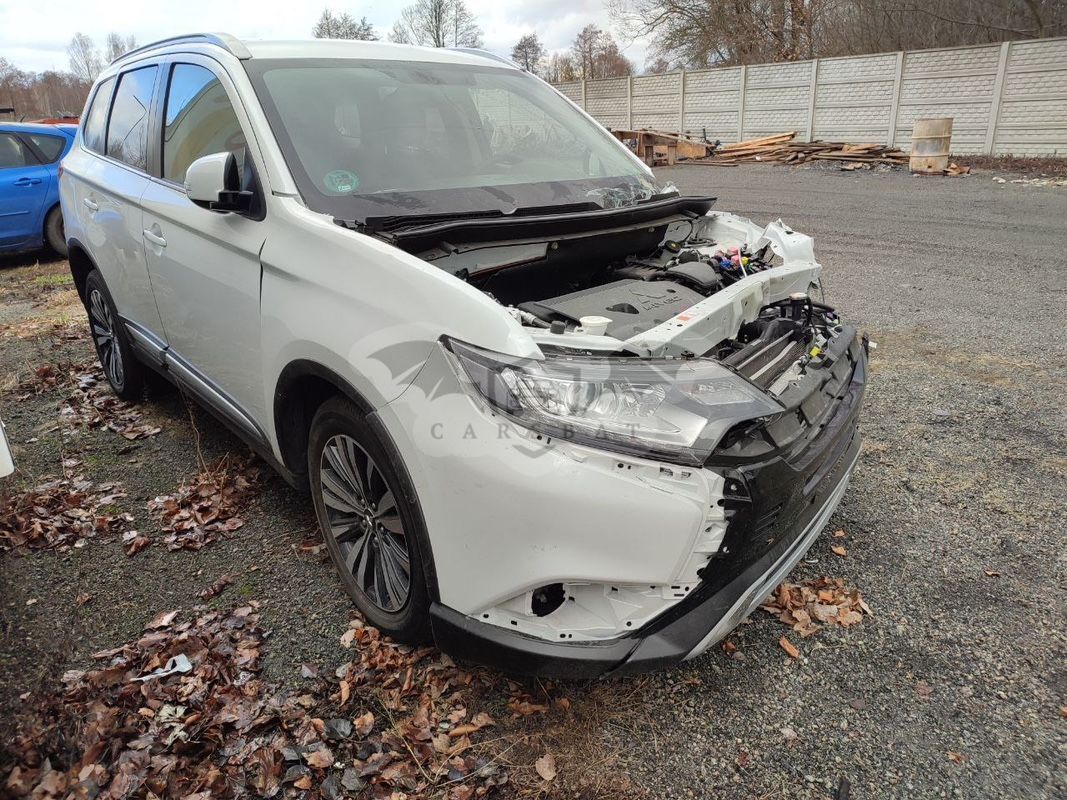 Mitsubishi Outlander III 2.0 2WD CVT Edition 2021