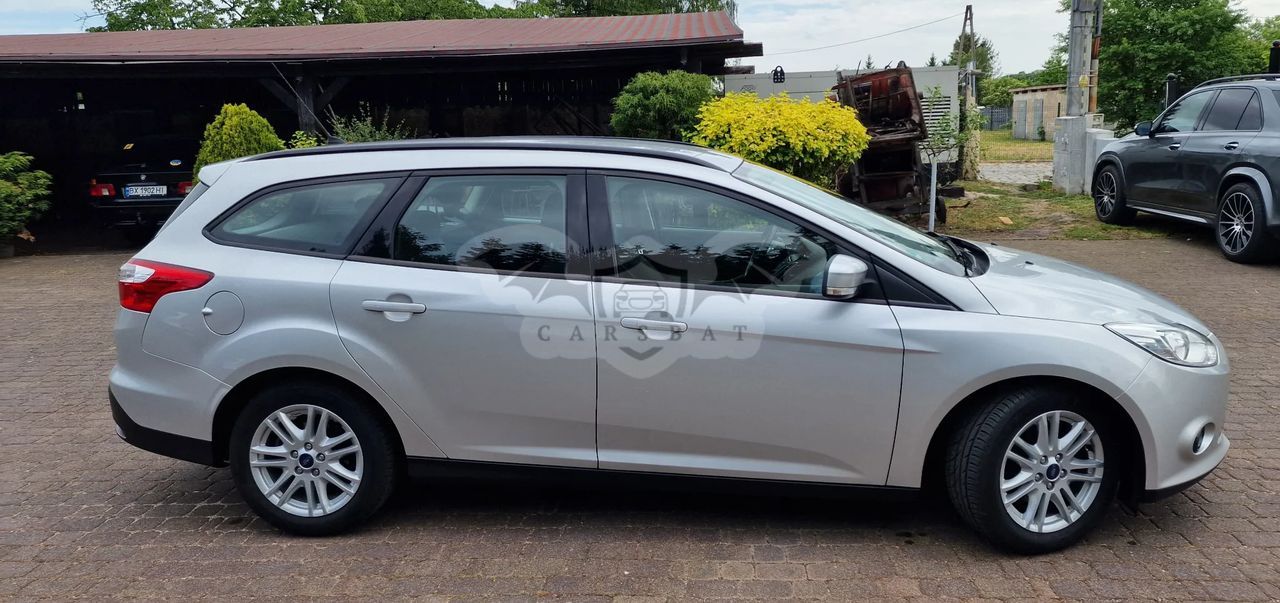 Ford Focus Mk3 Turnier 1.0 EcoBoost Start-Stopp-System TREND 2013