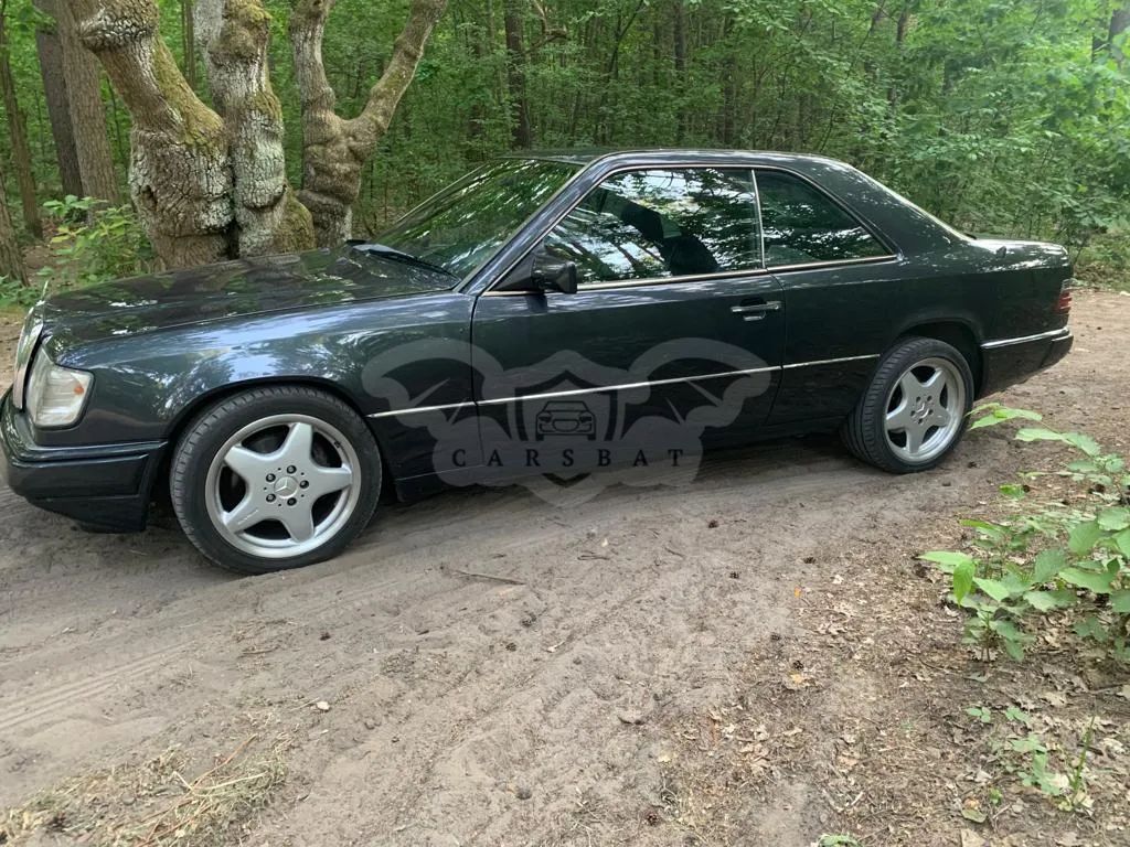 Mercedes-Benz E 1990