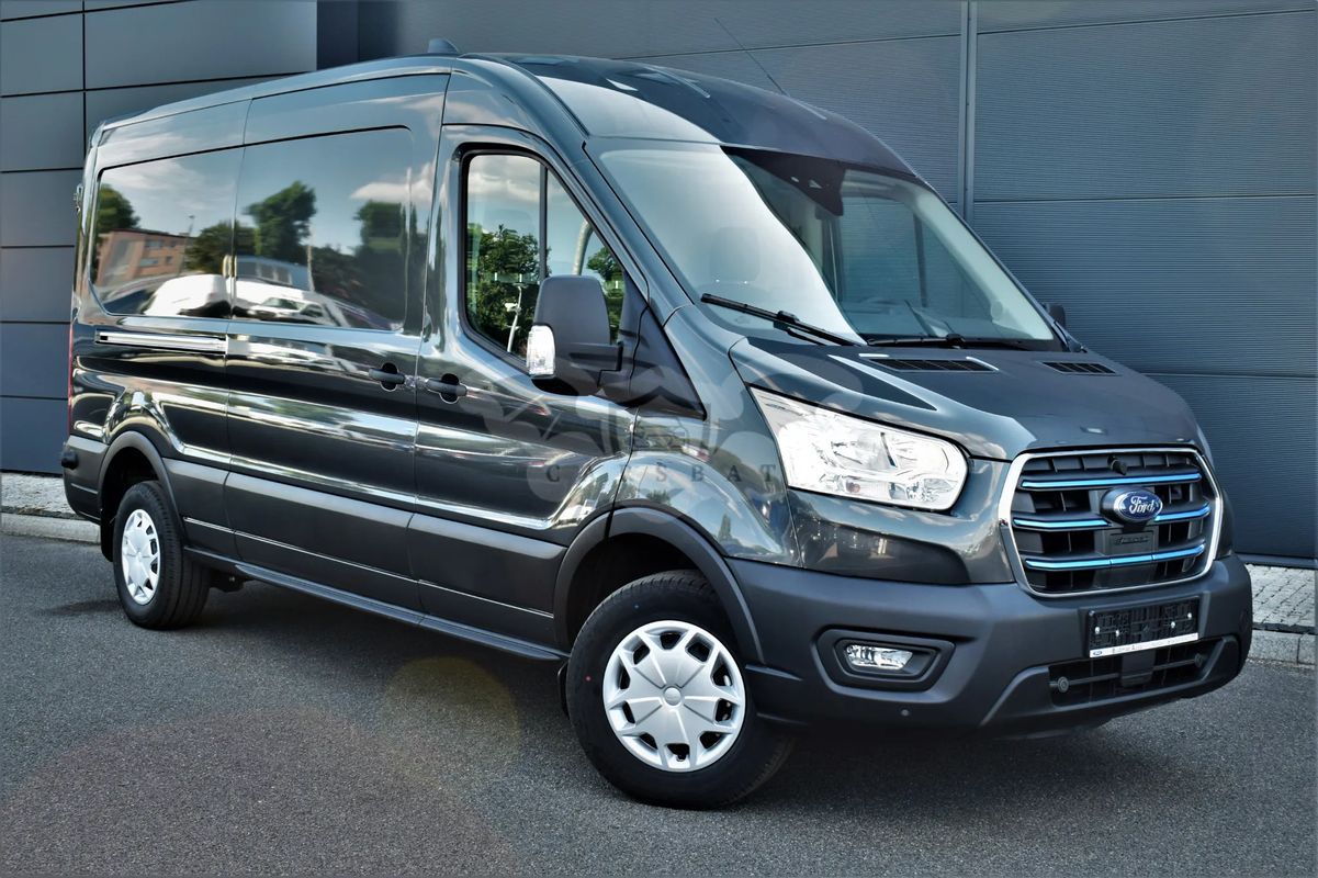 Ford Transit 2023