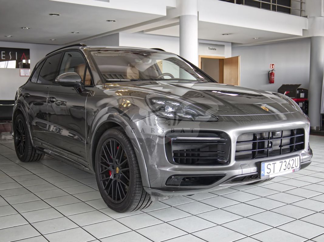 Porsche Cayenne III GTS 2021