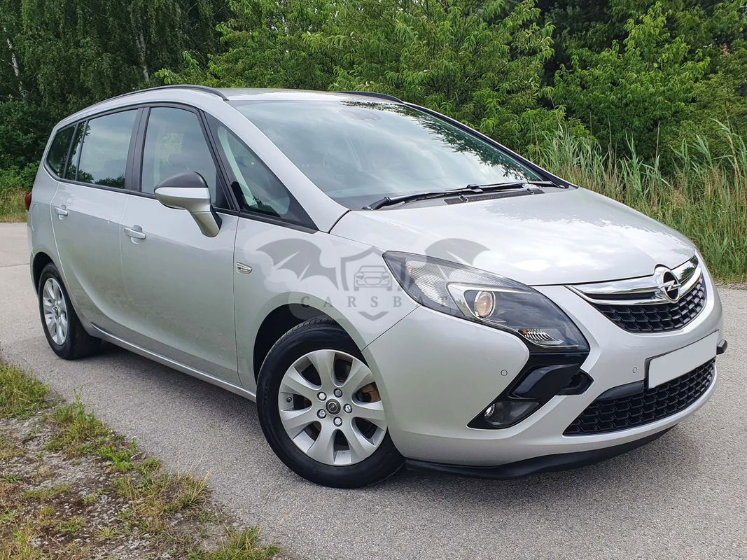 Opel Zafira C 2015