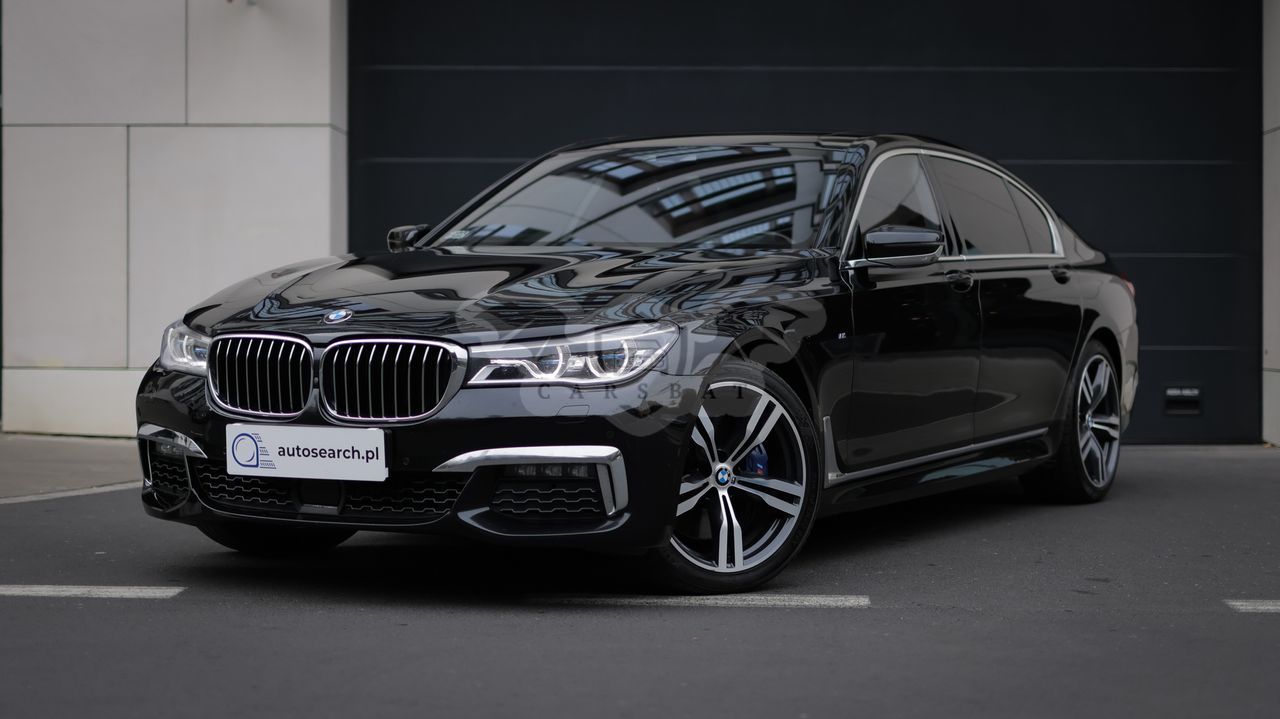 BMW 7 Series G11/12 750Li xDrive 2017