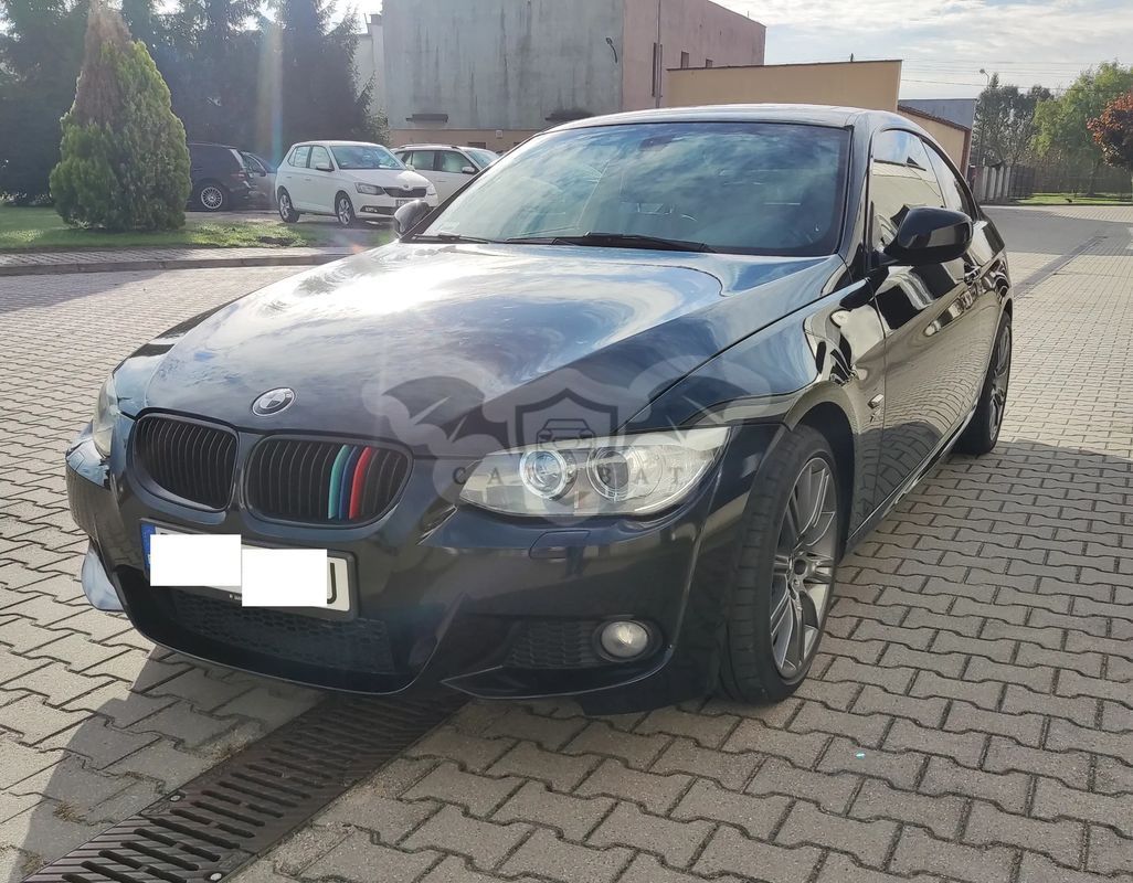 BMW 3 Series E90/E91/E92/E93 335i xDrive 2010