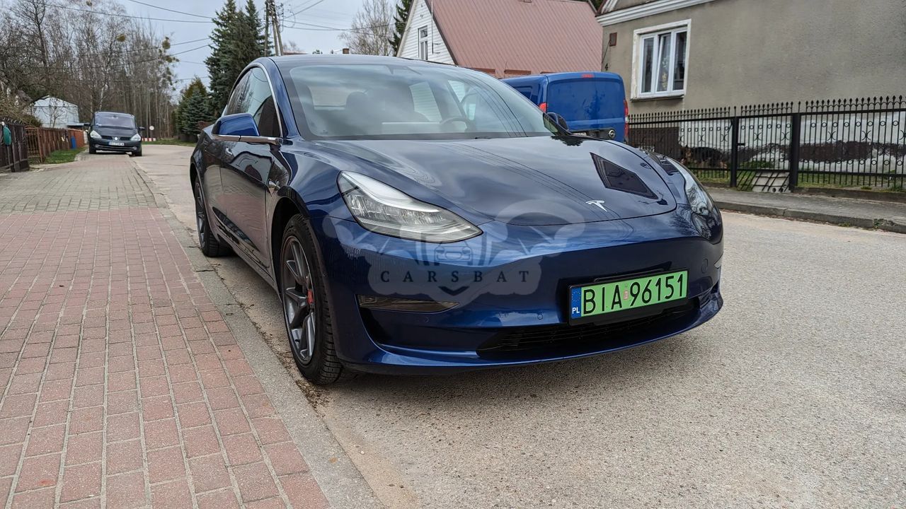 Tesla Model 3 Standard Reichweite Plus Hinterradantrieb 2019