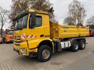 Mercedes-Benz Arocs 2015