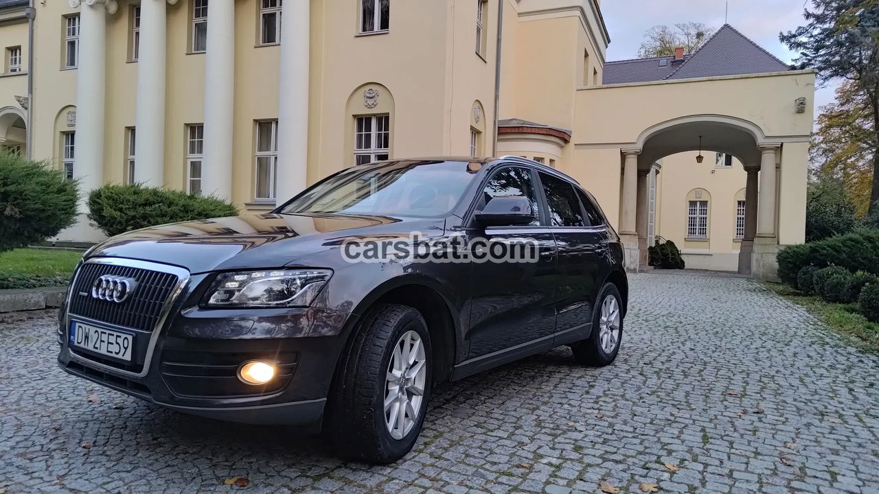 Audi Q5 8R 2.0 TDI Quattro 2011