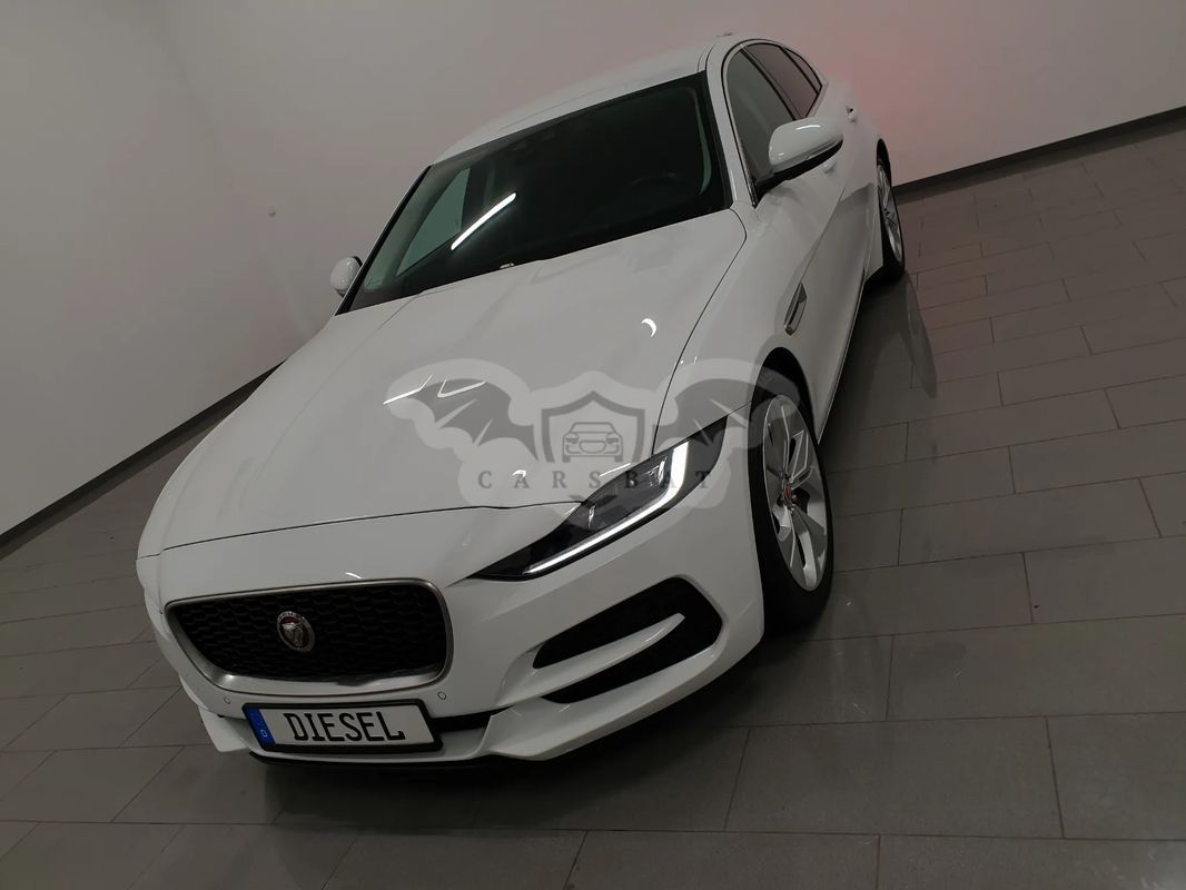 Jaguar XE 2.0 D180 SE 2020