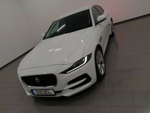 Jaguar XE 2.0 D180 SE 2020