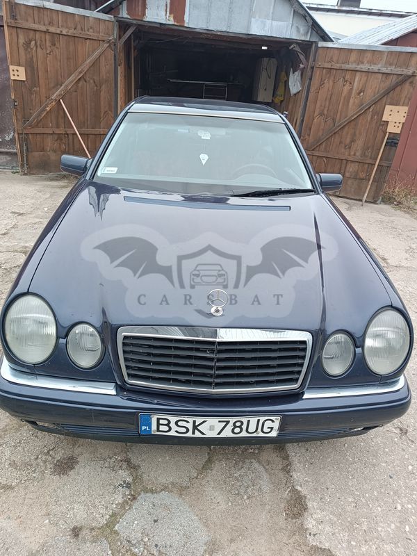 Mercedes-Benz E W210 1999