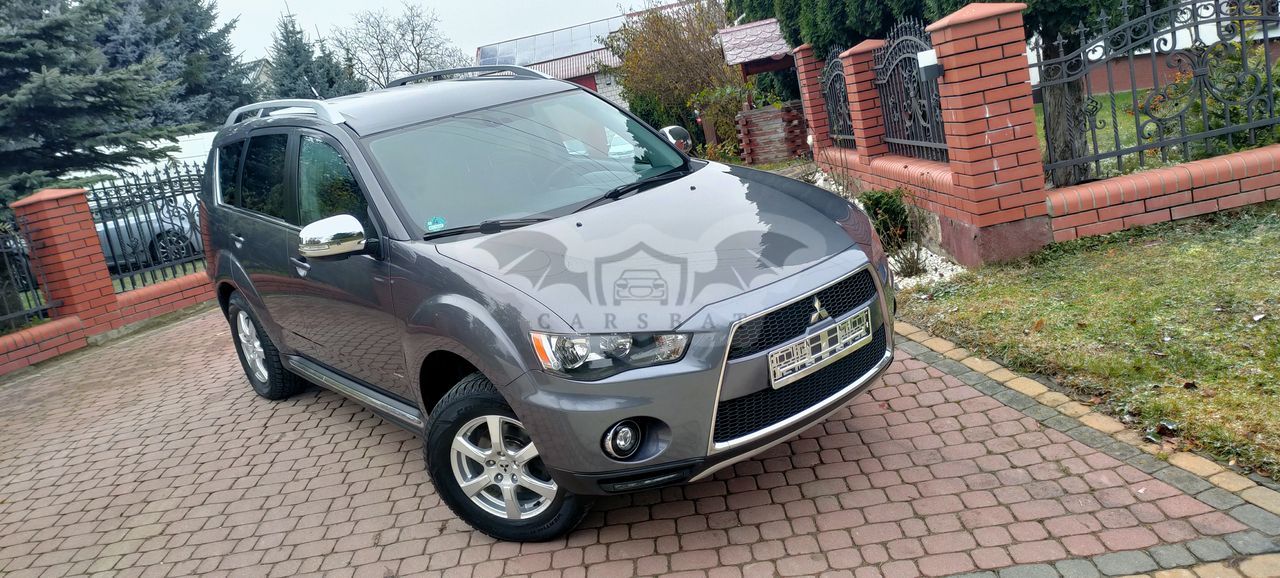 Mitsubishi Outlander II 2.0 2WD Invite 2010