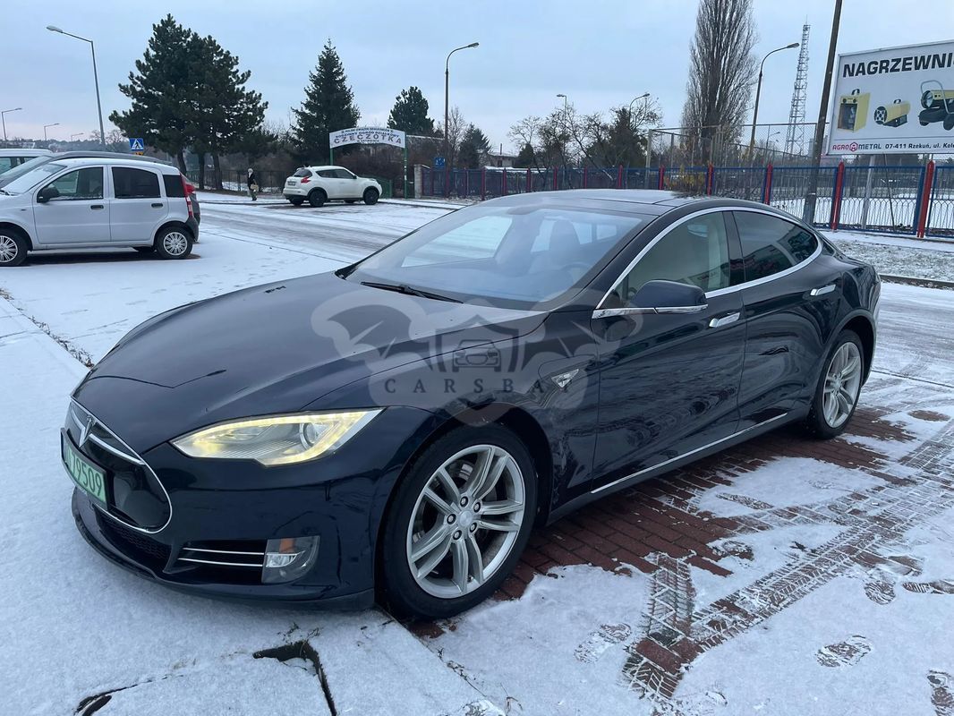Tesla Model S Performance 2012